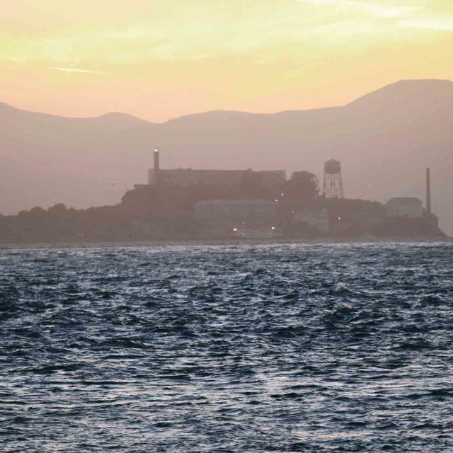 Tøm havet rundt Alcatraz